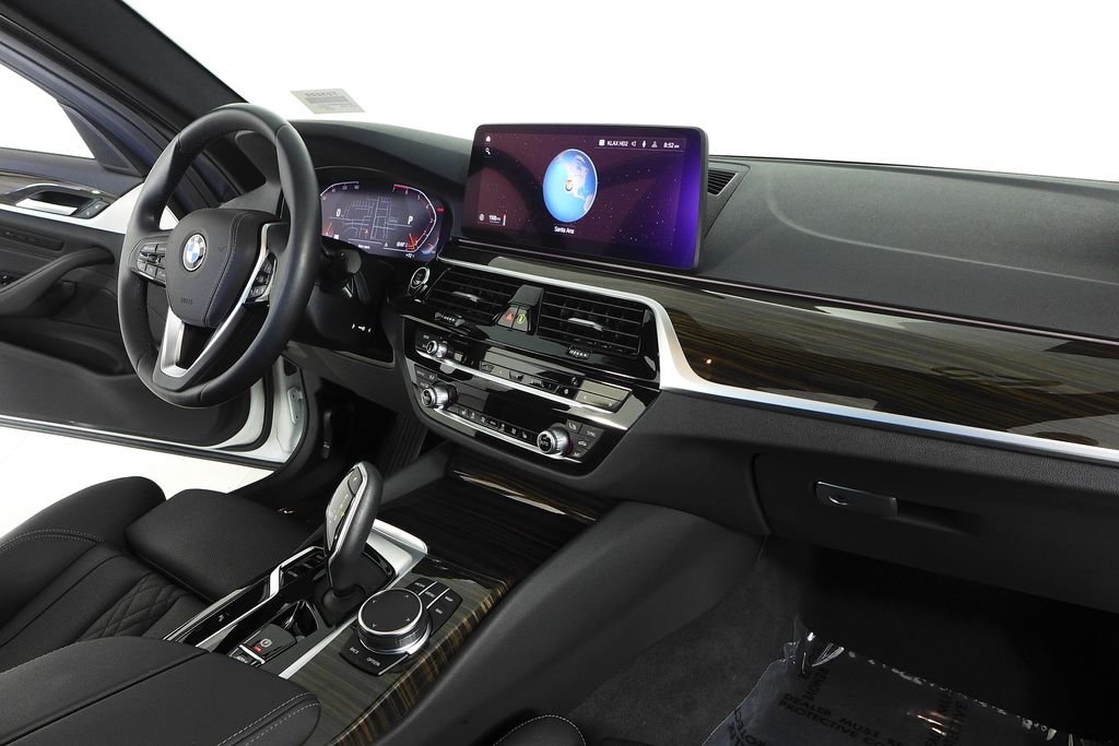 Used 2023 Alpine White BMW 530i image 13