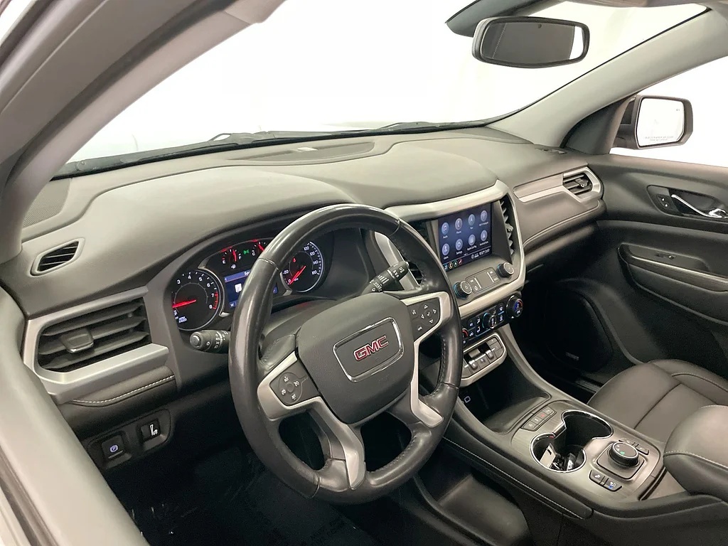 Used 2020 Ebony Twilight Metallic GMC SLT image 10