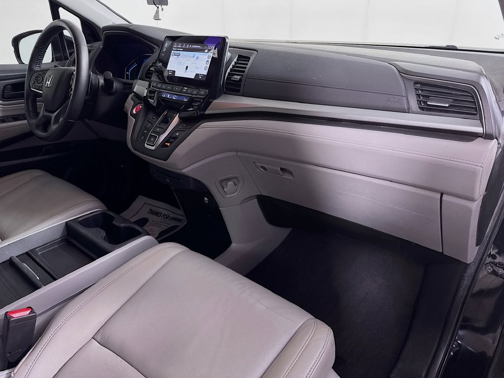 Certified Used 2019 Crystal Black Pearl Honda Touring image 42