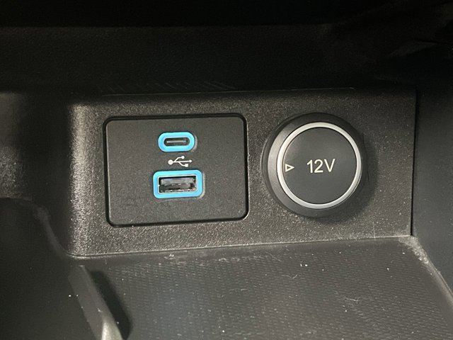 Used 2020 Blue Metallic Ford Titanium image 25