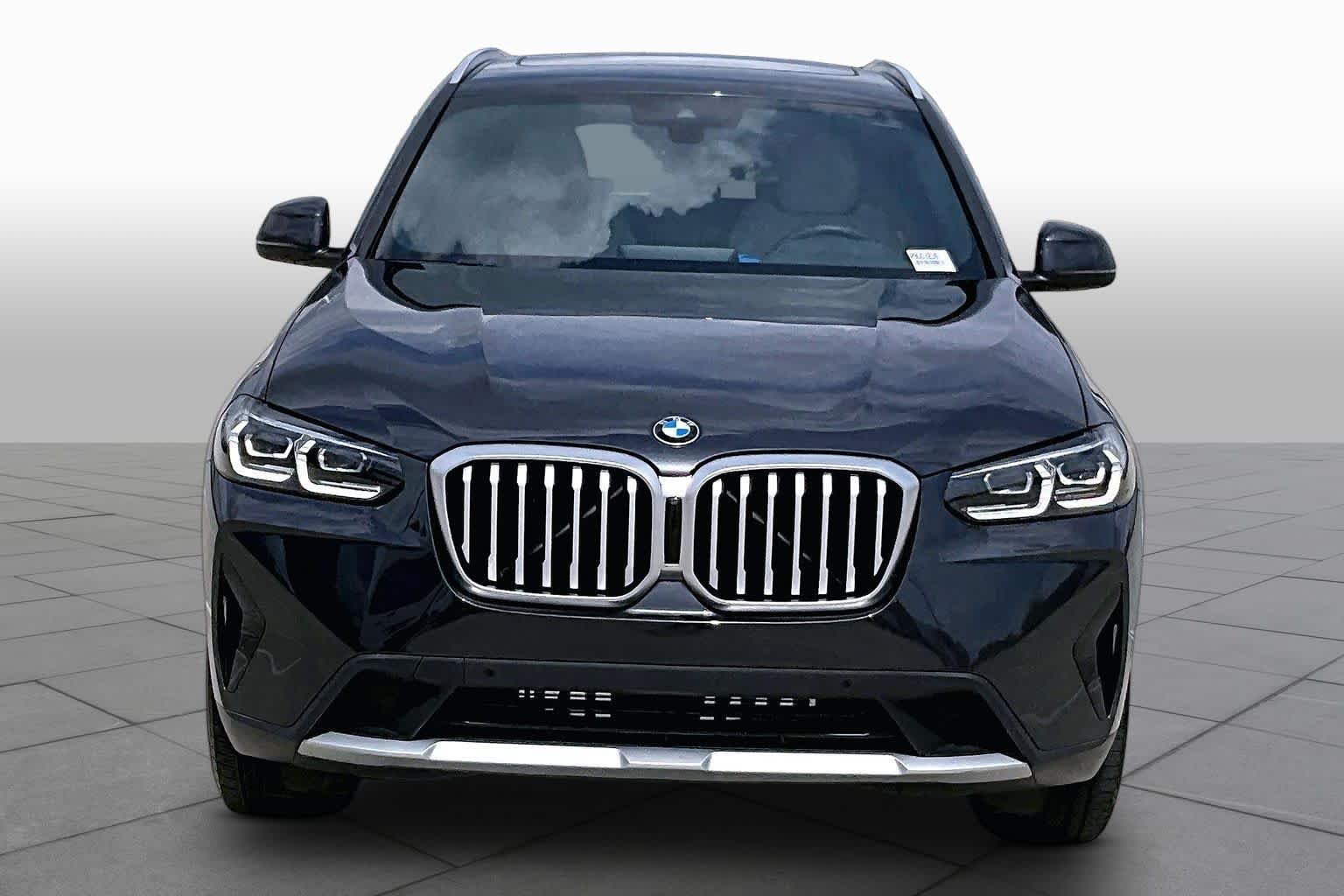 Used 2024 Dark Graphite Metallic BMW sDrive30i image 3