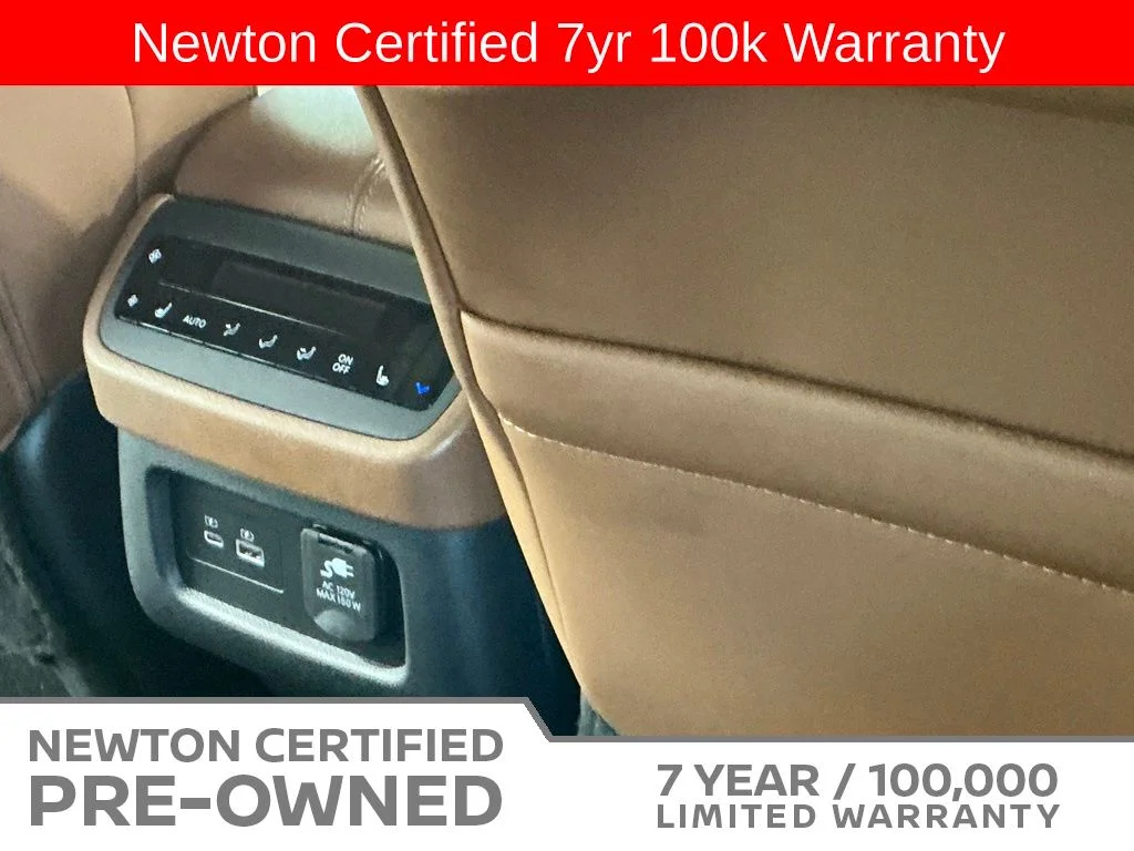 Certified Used 2025 Everest White Pearl Tricoat Nissan Platinum image 16