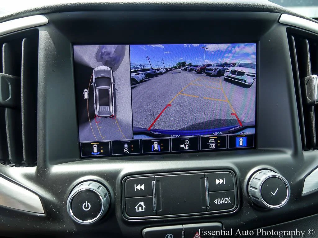 Certified Used 2024 Riptide Metallic GMC SLT image 18