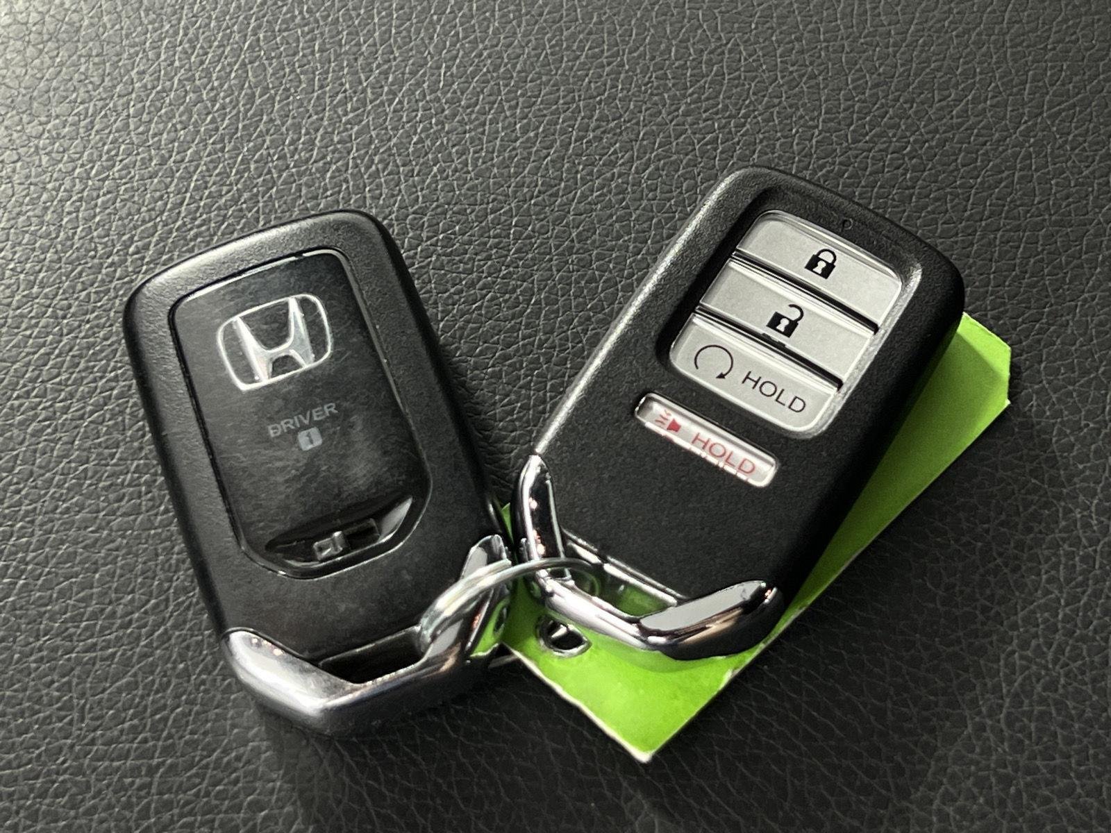 Used 2025 Platinum White Pearl Honda AWD BLACK EDITION image 35