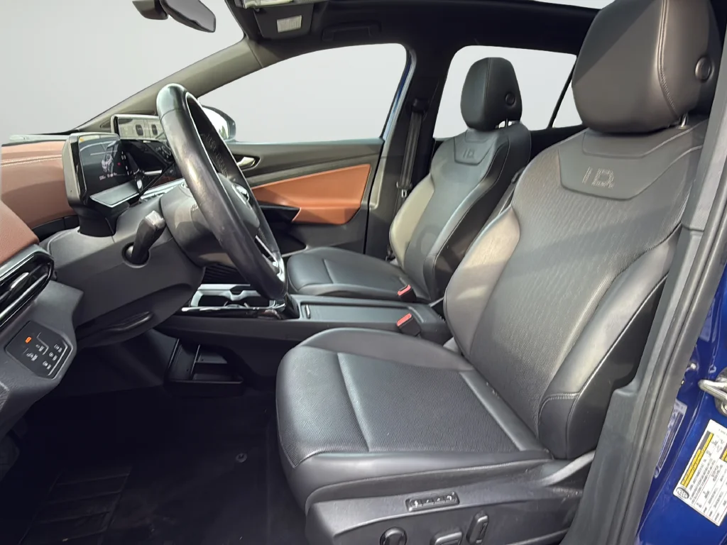 Used 2021  Volkswagen Pro S image 10