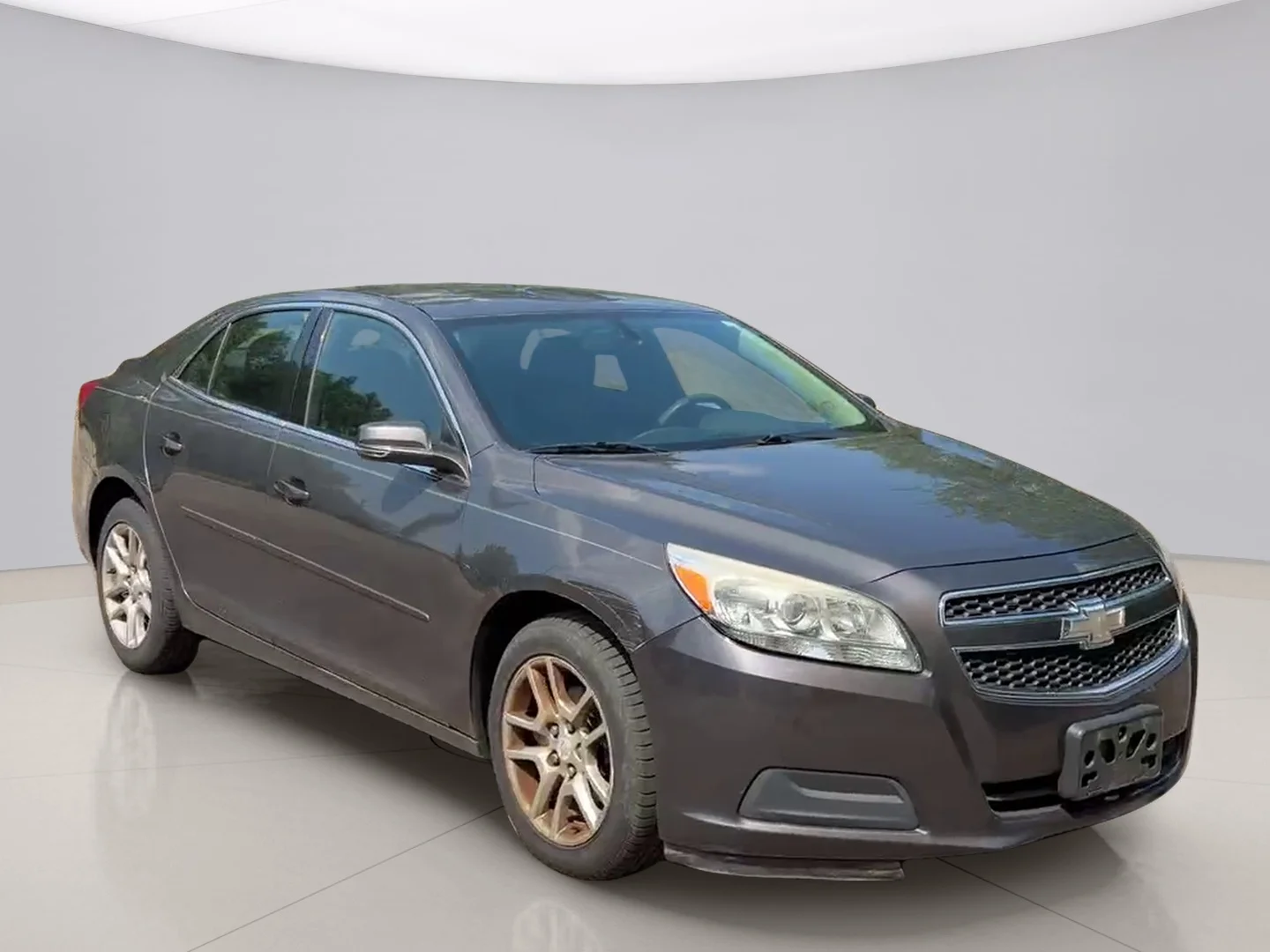 Used 2013 Gray Chevrolet LT image 7