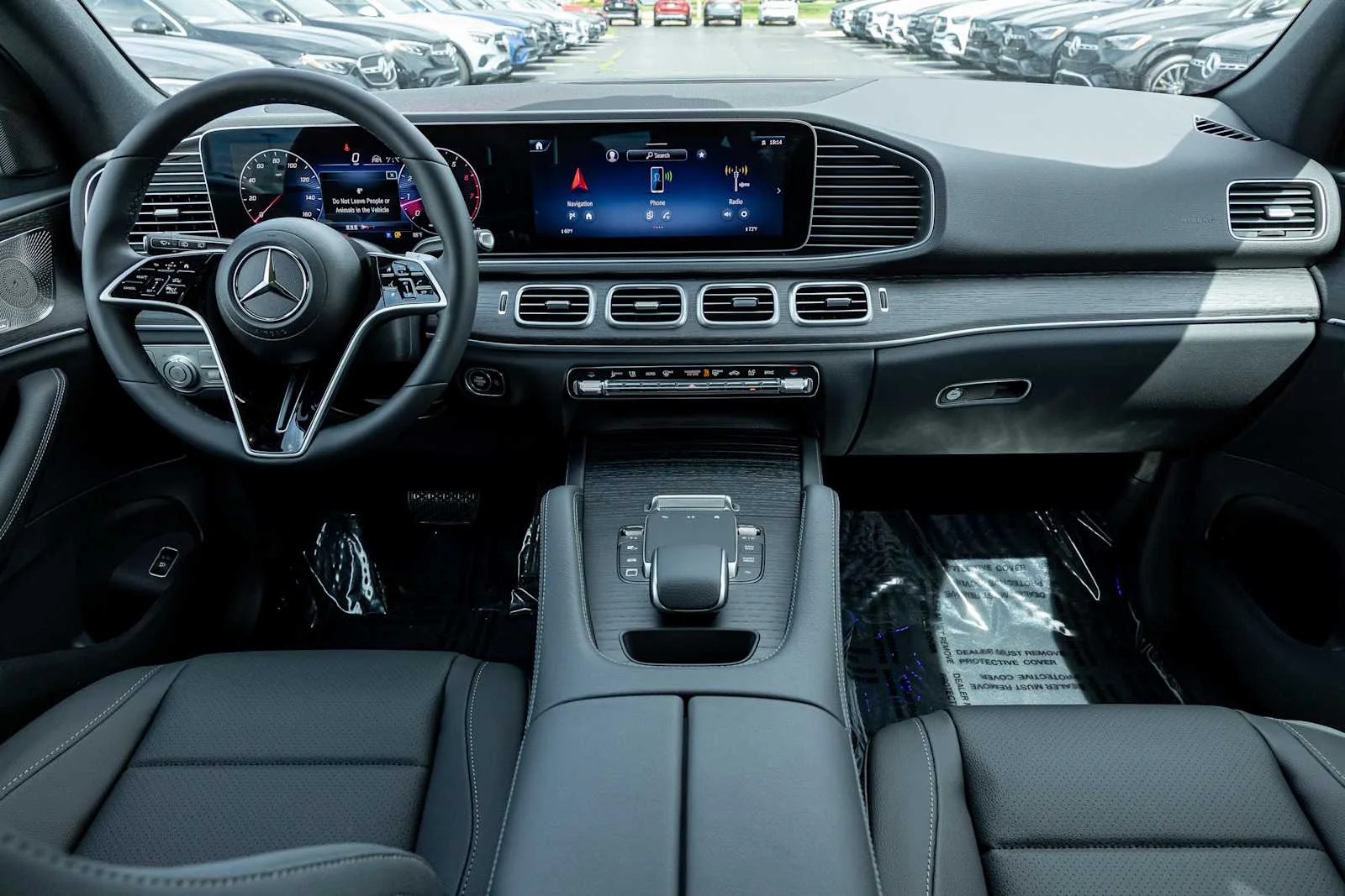 New 2026 MANUFAKTUR Moonlight White magno Mercedes-Benz GLE 450 image 6