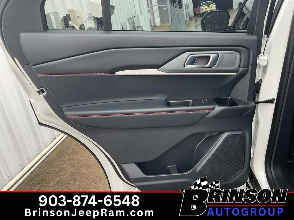 Used 2026 STAR WHITE MET TRI-COAT Ford ST-Line image 19