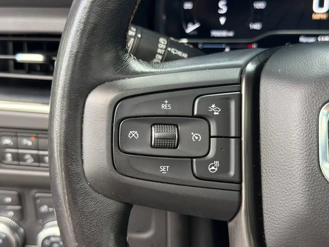 Used 2022 Summit White GMC AT4 image 26