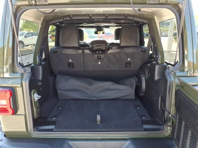 Used 2023 Green Jeep Rubicon 392 image 11