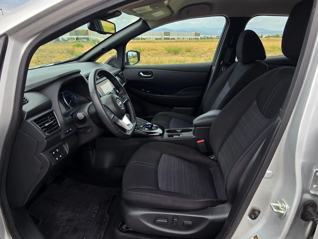 Used 2024 Brilliant Silver Metallic Nissan SV PLUS image 12