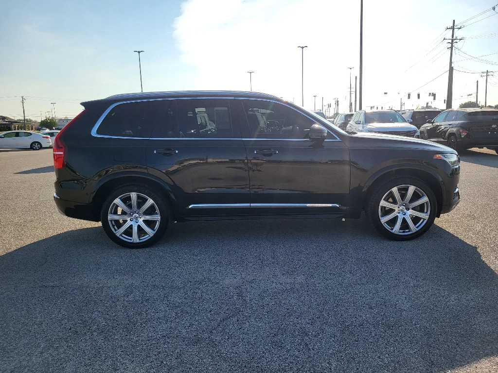 Used 2016 Onyx Black Metallic Volvo T6 Inscription image 5
