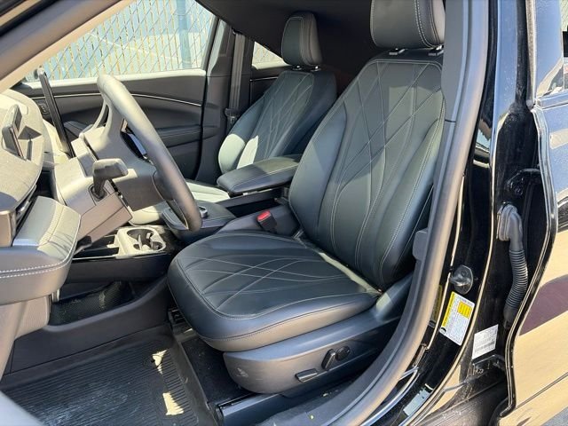 Certified Used 2023 Black Ford California Route 1 image 11