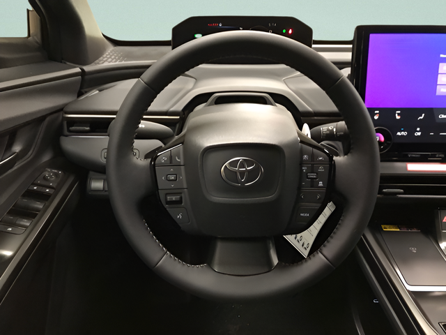 Certified Used 2026  Toyota XLE image 41