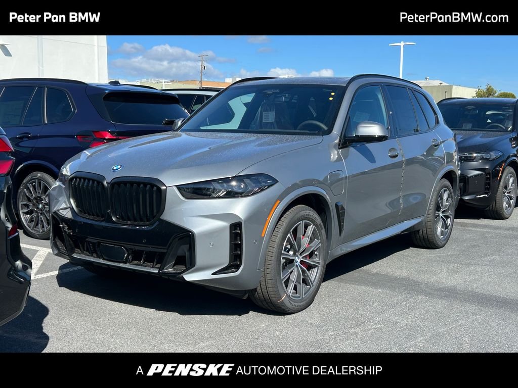 2026 BMW X5 xDrive50e's photo