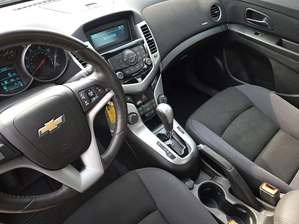 Used 2014 Summit White Chevrolet 1LT image 23