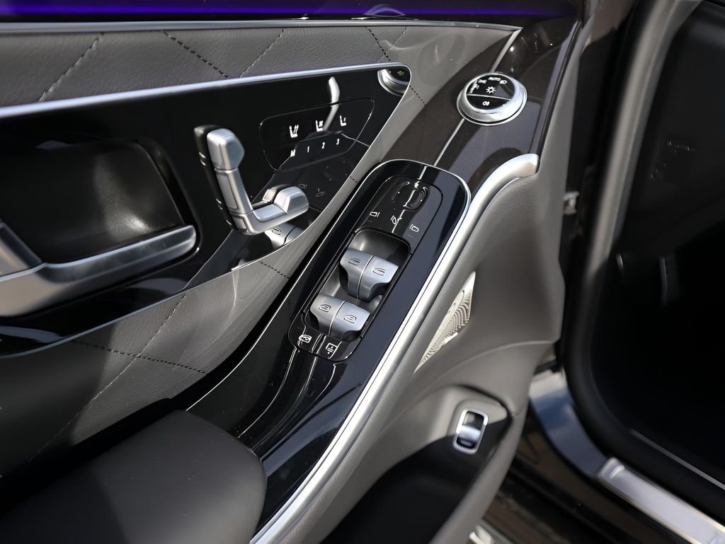 New 2026 Obsidian Black Metallic Mercedes-Benz S 500 image 29