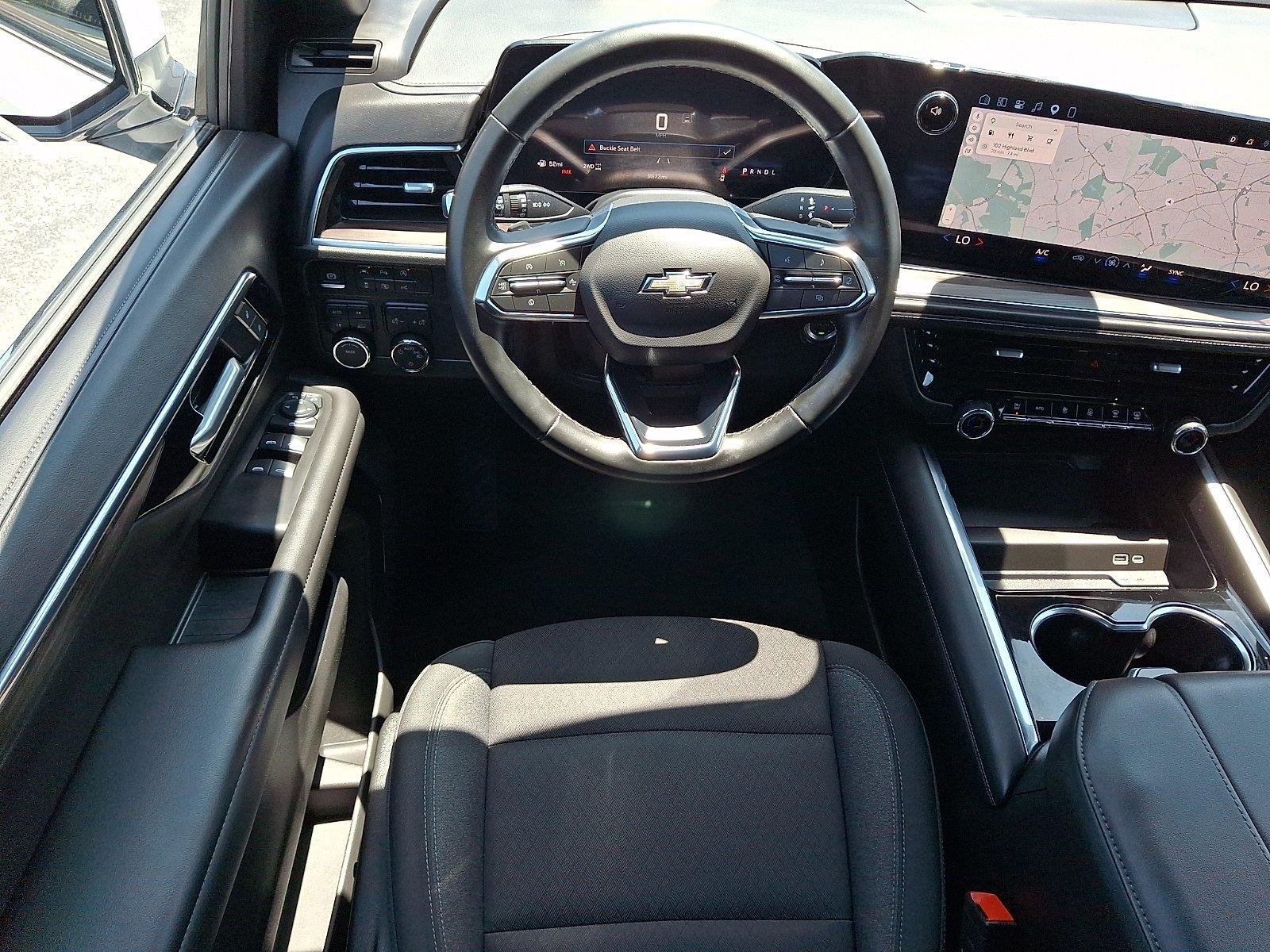 Used 2025 Summit White Chevrolet LS image 11