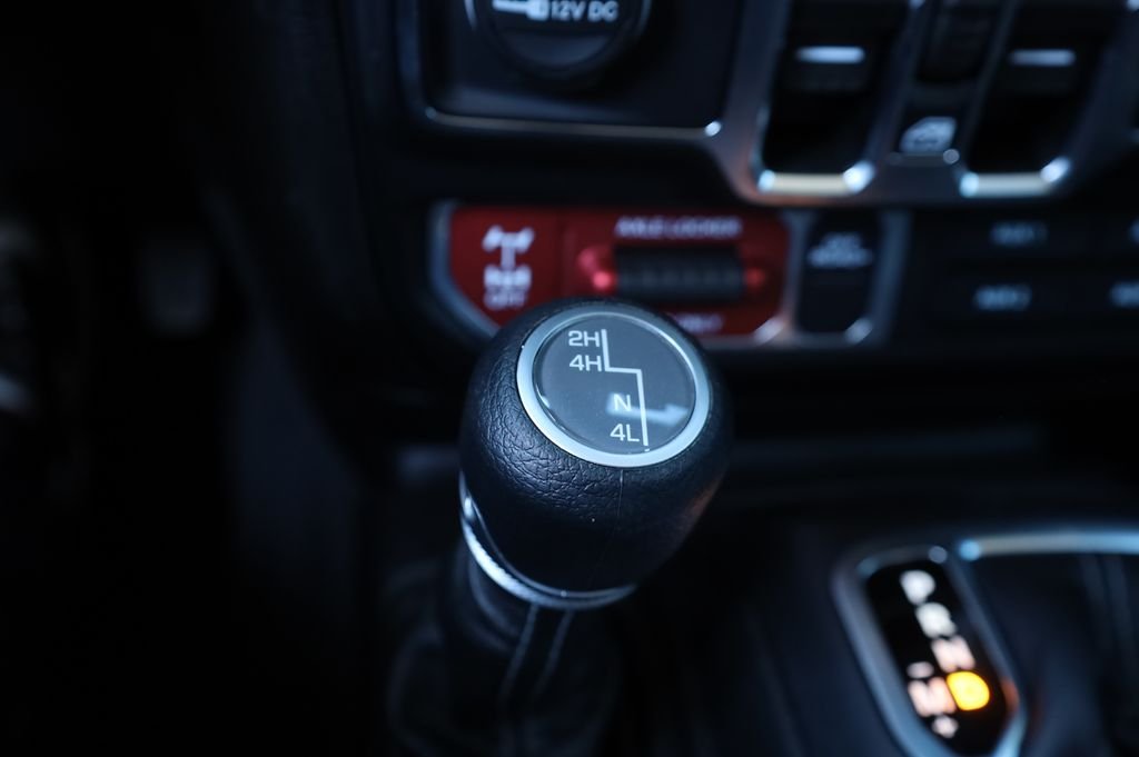 2025 Jeep Gladiator Willys - Photo 11