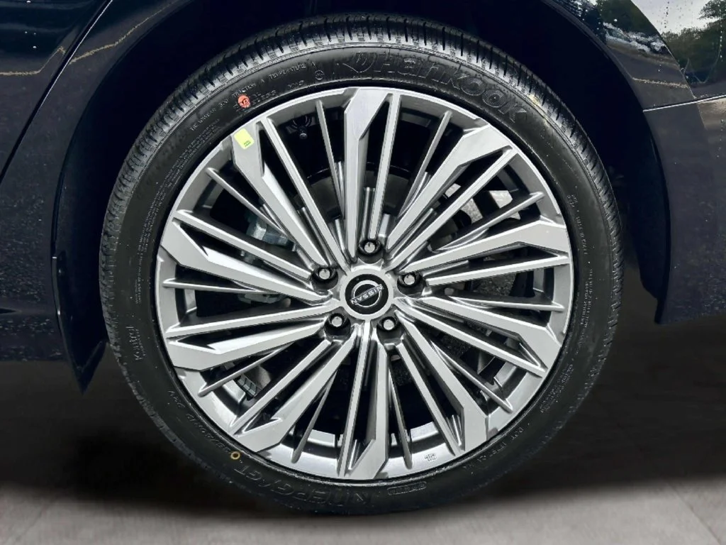 New 2026 Super Black Nissan SV image 11
