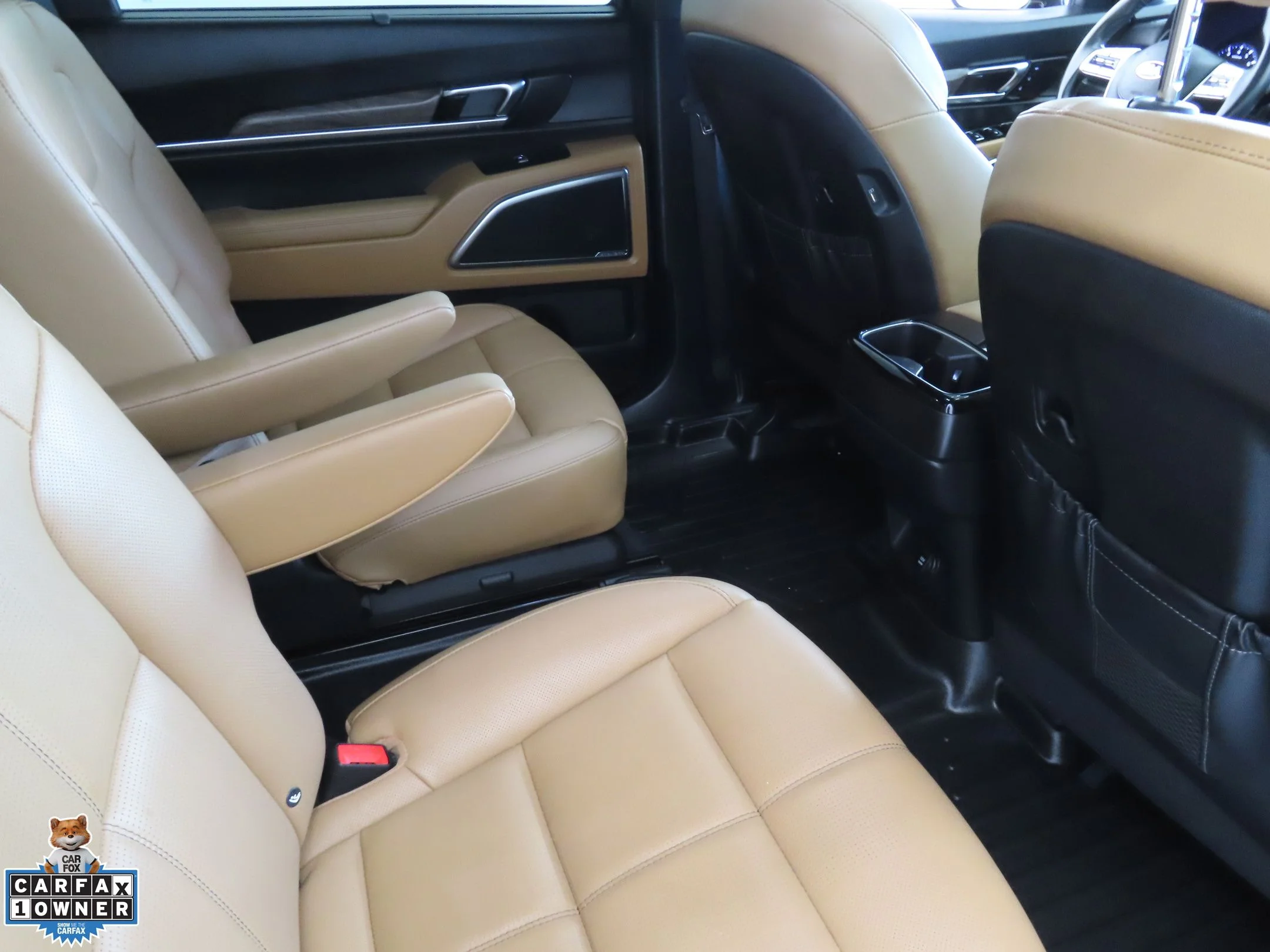 Used 2021 Black Kia SX image 26
