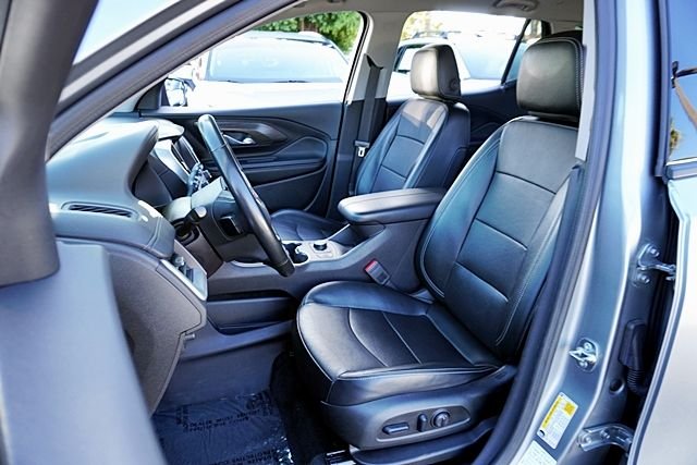 Used 2024 Silver GMC SLT image 14