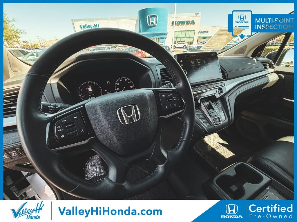 Certified Used 2025 Platinum White Pearl Honda EX-L image 17