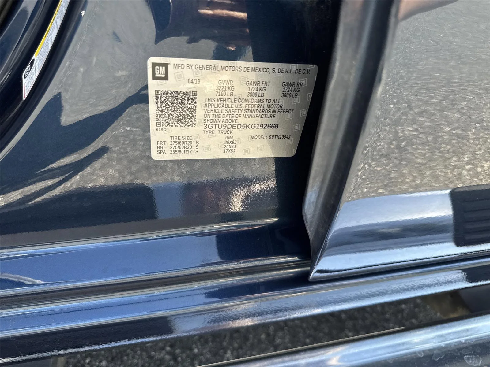 Used 2019 Pacific Blue Metallic GMC SLT image 40