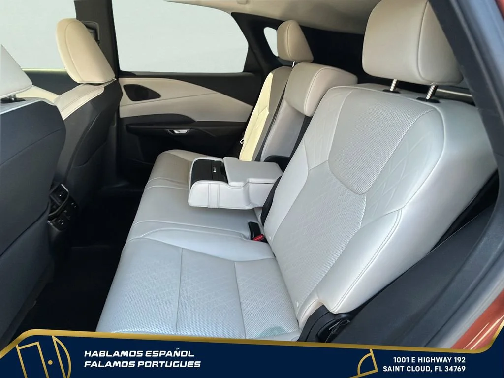 Used 2023  Lexus RX 350 image 25