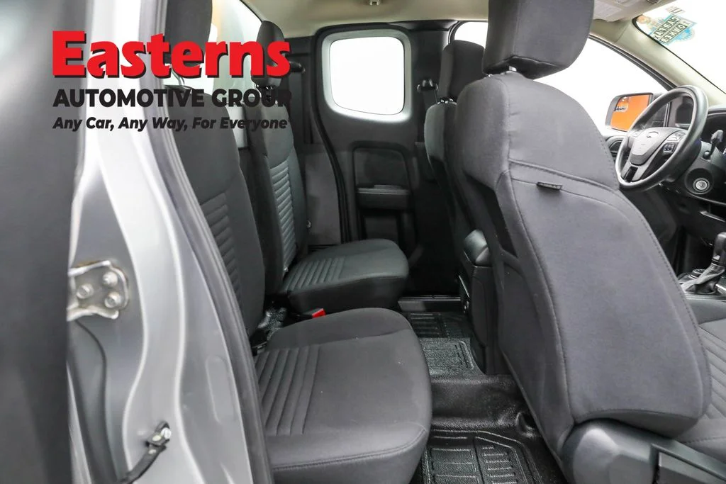 Used 2020 Silver Ford XL image 23