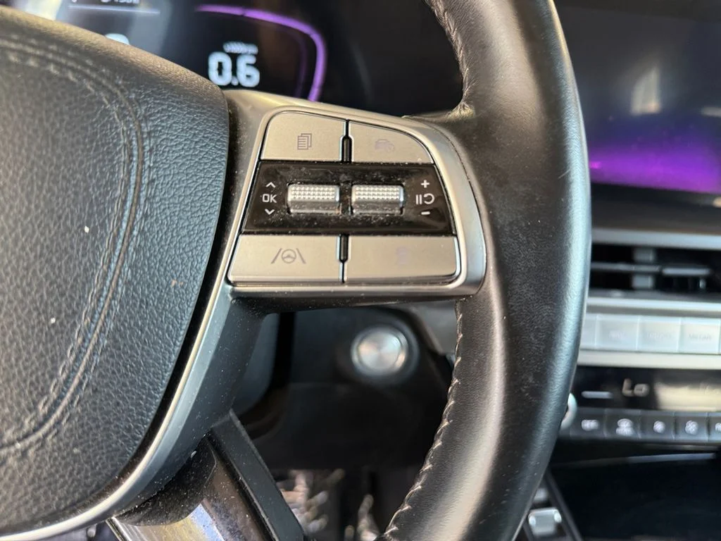 Used 2025 Gray Kia S image 25