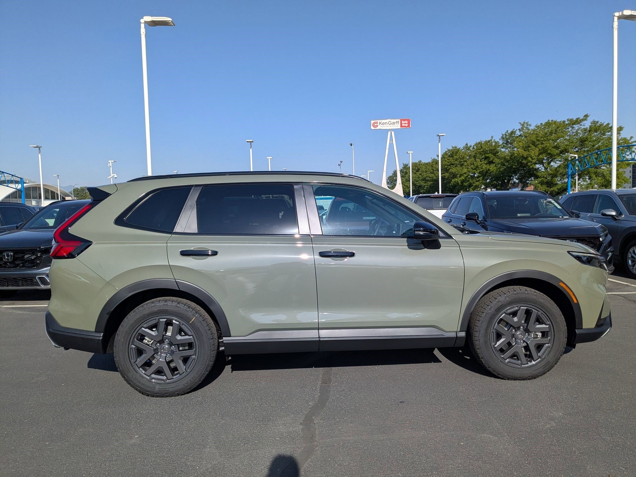 New 2026 Ash Green Metallic Honda TrailSport image 2