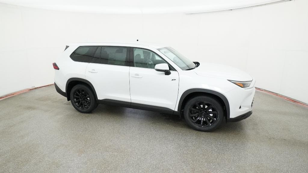 New 2026 Wind Chill Pearl Toyota XLE image 8