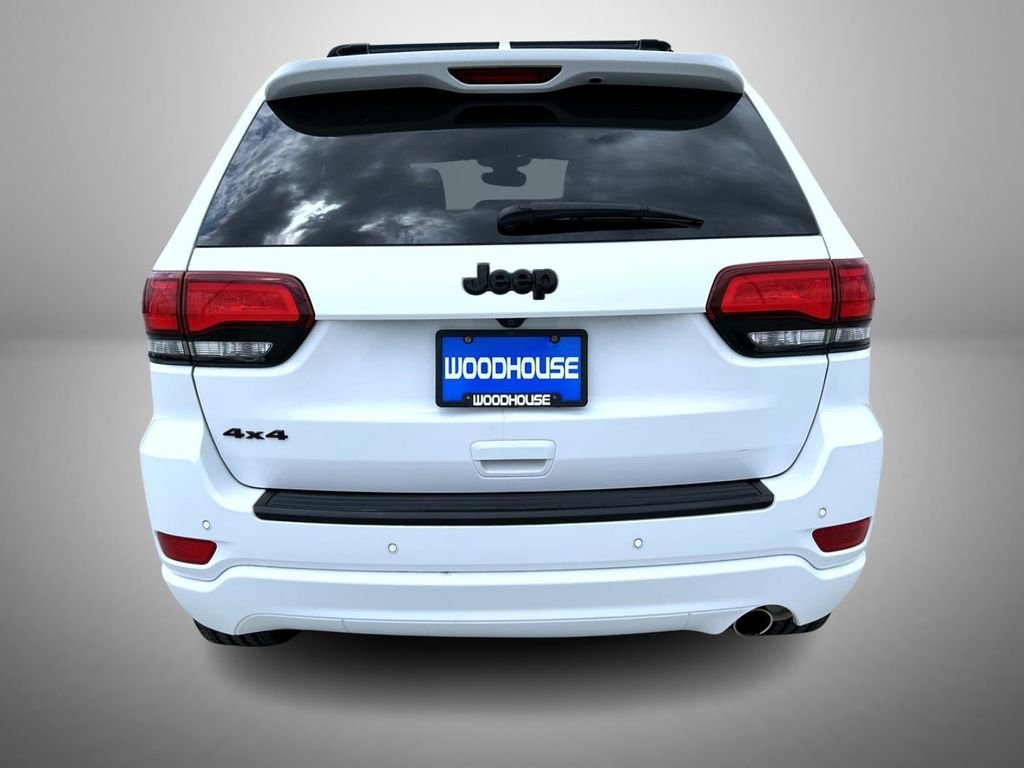 Used 2019 White Jeep Altitude image 6