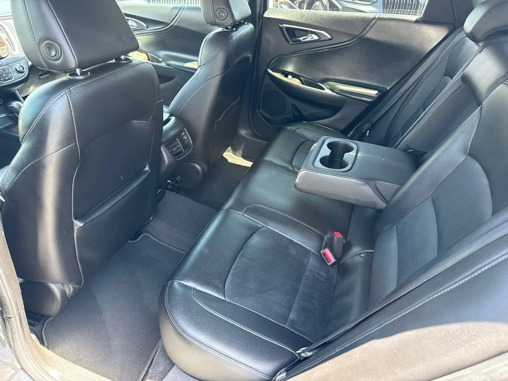 Used 2018 Gray Chevrolet Premier image 19
