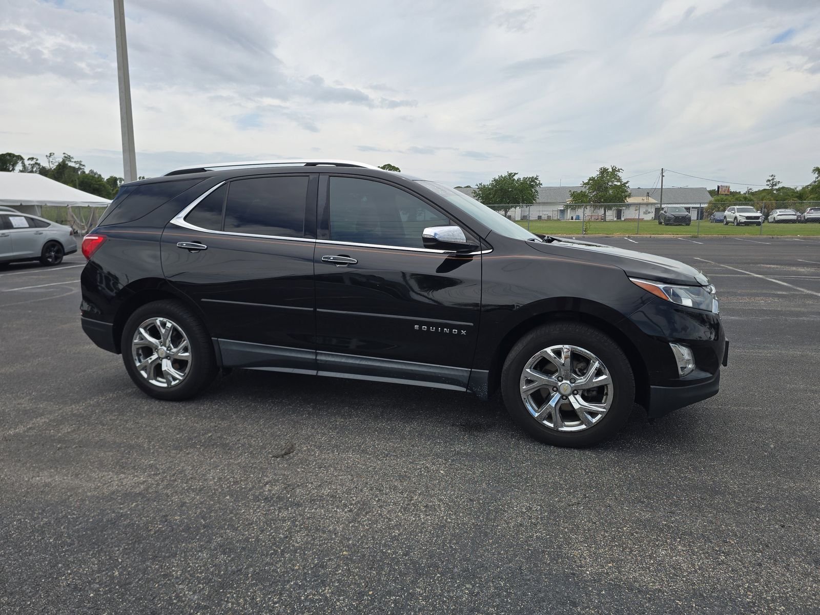 Used 2018 Chevrolet Equinox Premier with VIN 2GNAXMEV9J6118768 for sale in Port Richey, FL