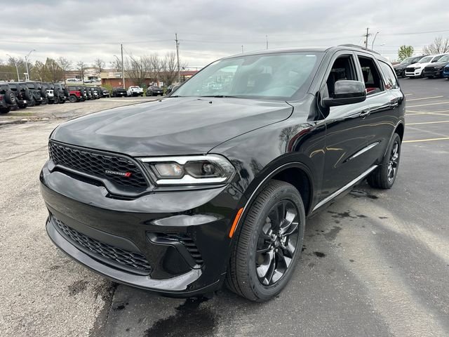 New 2026 Diamond Black Clear-Coat Exterior Paint Dodge GT image 2