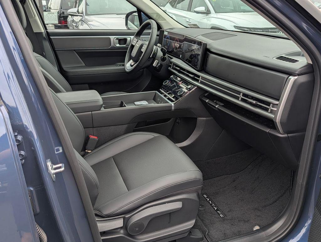 New 2026 Blue Hyundai SEL FWD image 9