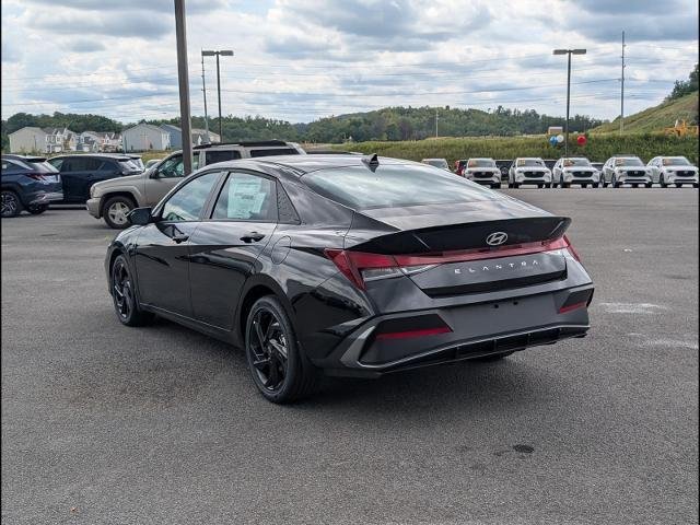 New 2026 Abyss Black Hyundai SEL Sport Plus image 5