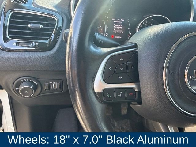 Used 2019 White Jeep Latitude image 18