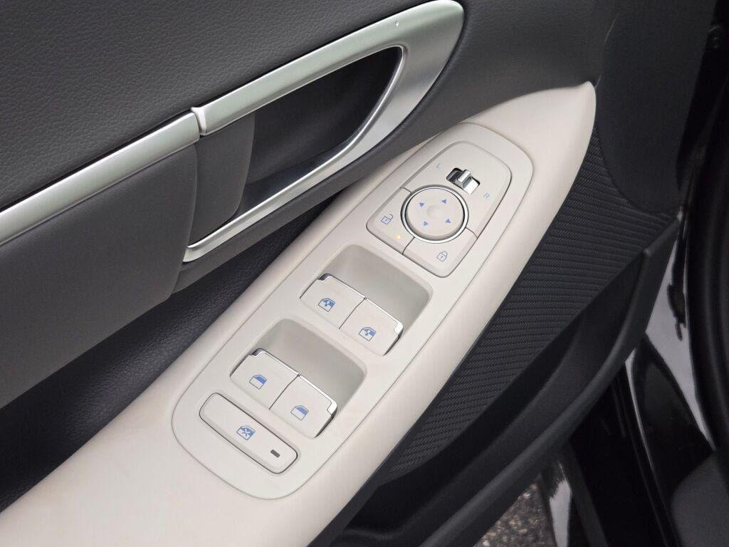 New 2026 Abyss Black Hyundai SEL Sport image 20