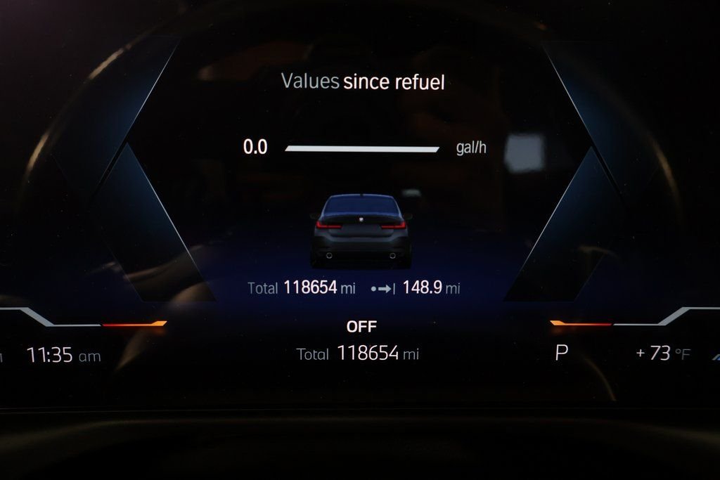 2023 BMW 3 Series 330i - Photo 17
