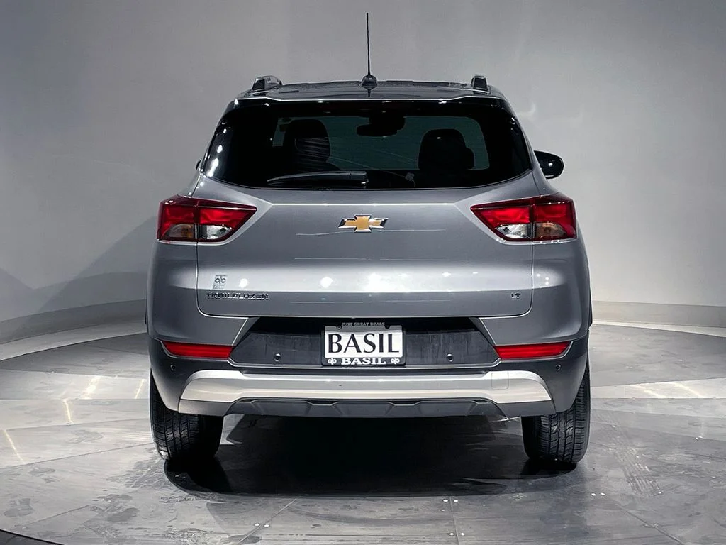 Used 2025 Gray Chevrolet LT image 12