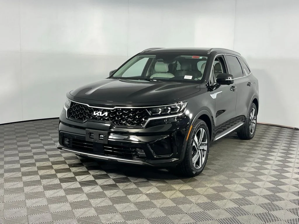 Used 2023 Black Kia SX Prestige image 4