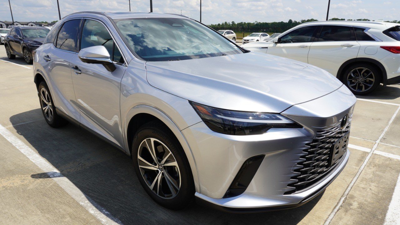 Certified Used 2025 Silver Lexus RX 350 Premium image 3
