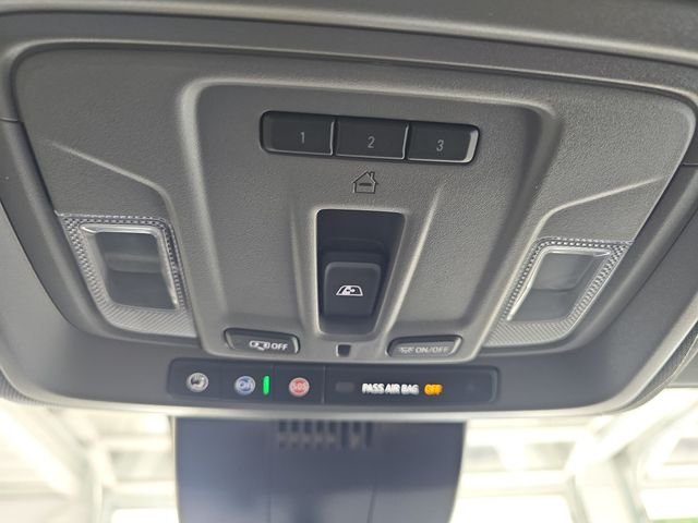 Used 2026 Silver GMC SLE image 23