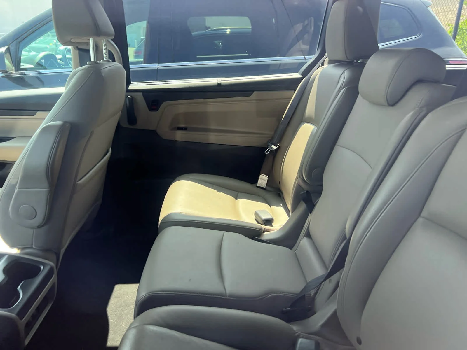 Used 2019 Deep Scarlet Pearl Honda EX-L image 5
