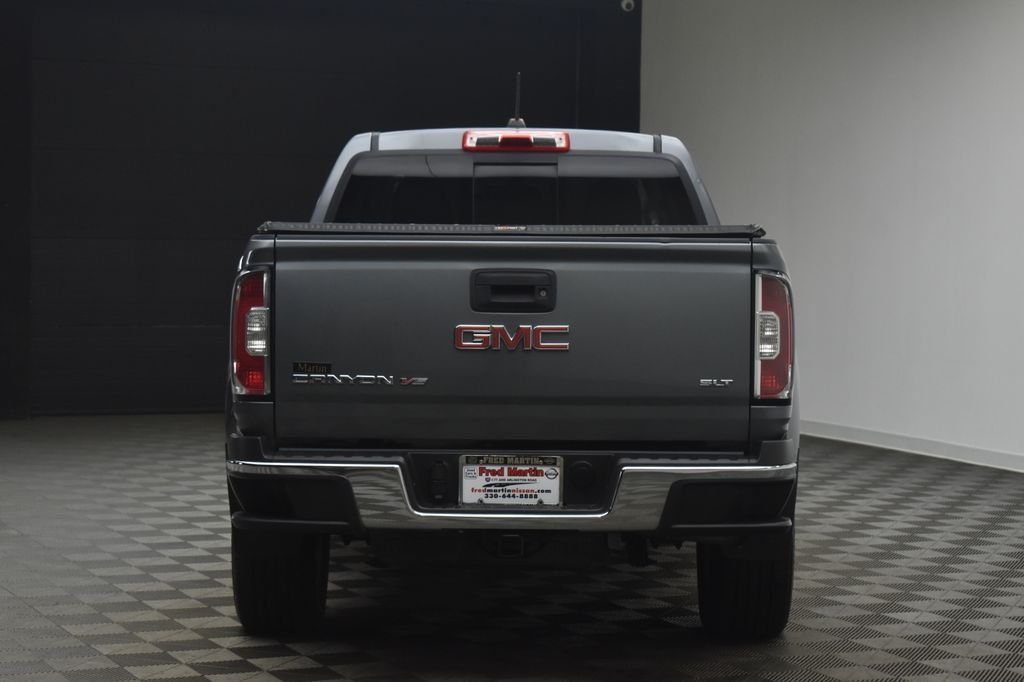 Used 2018 Gray GMC SLT image 5