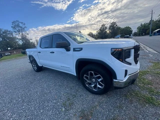 2026 GMC Sierra 2WD Crew Cab Short Box Pro's photo