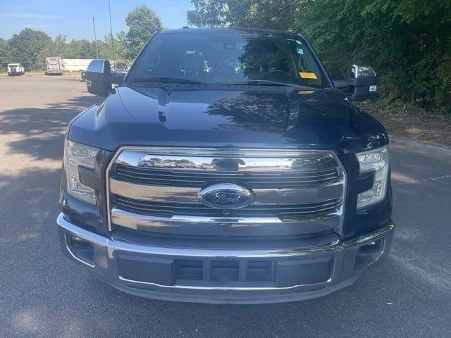 Used 2015 Blue Ford Lariat image 8